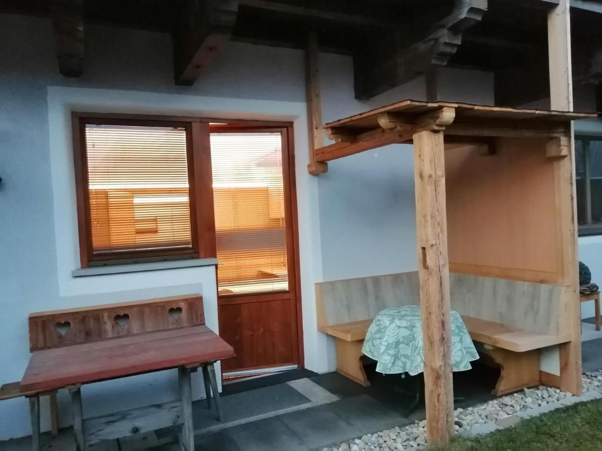 Appartement Geisler Fuegen Exterior photo