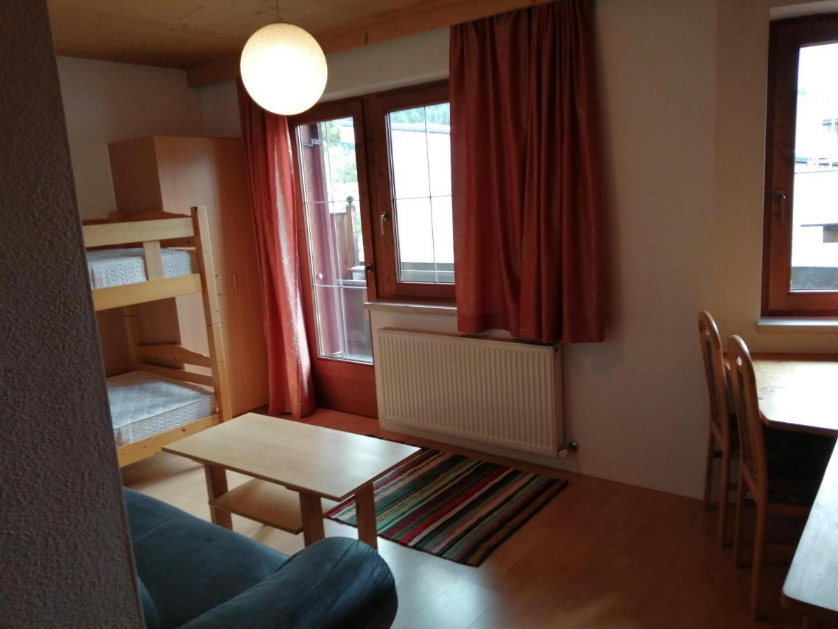 Appartement Geisler Fuegen Exterior photo